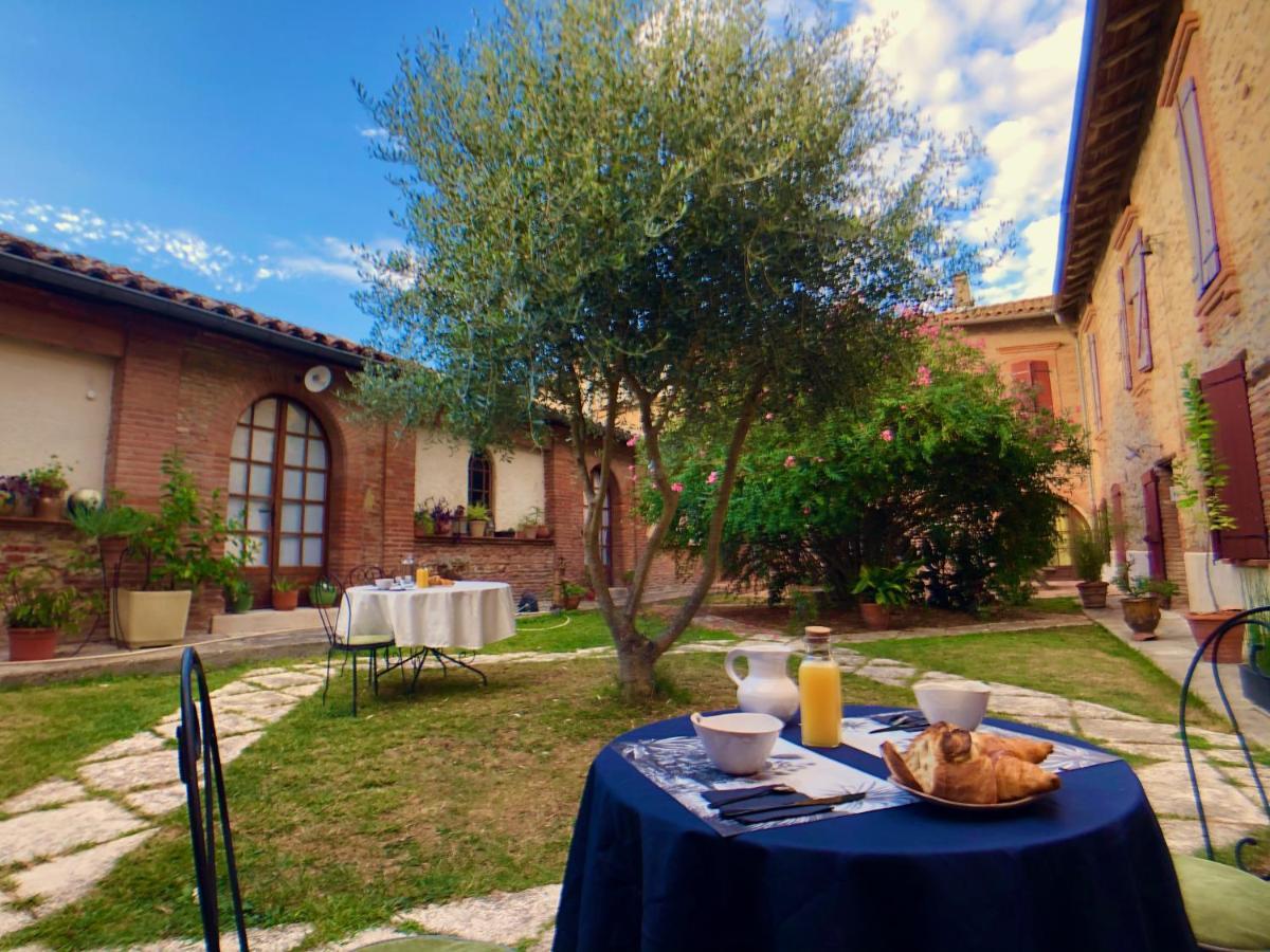 B&B Du Couvent, Vue Chateau Giroussens Экстерьер фото
